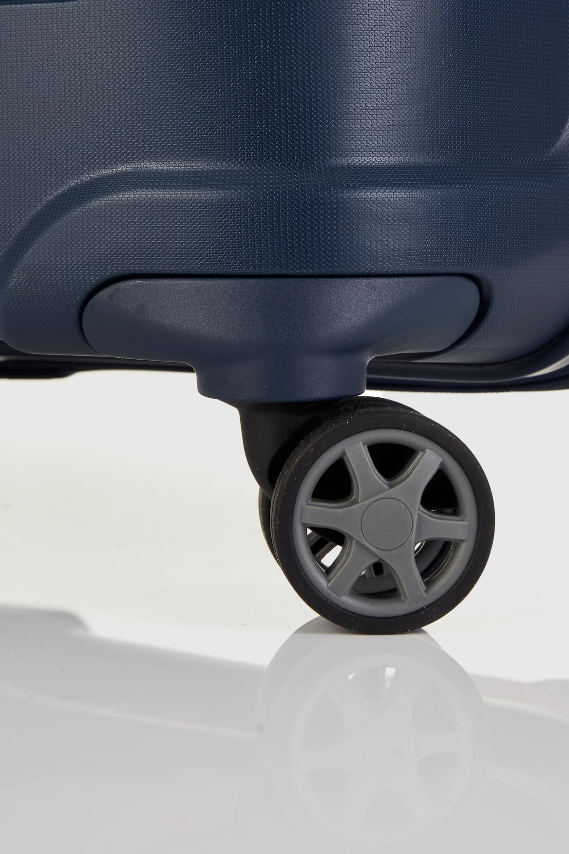 Samsonite Oc2lite 75cm Suitcase 9 Samsonite Oc2lite 75cm Suitcase - Image 7