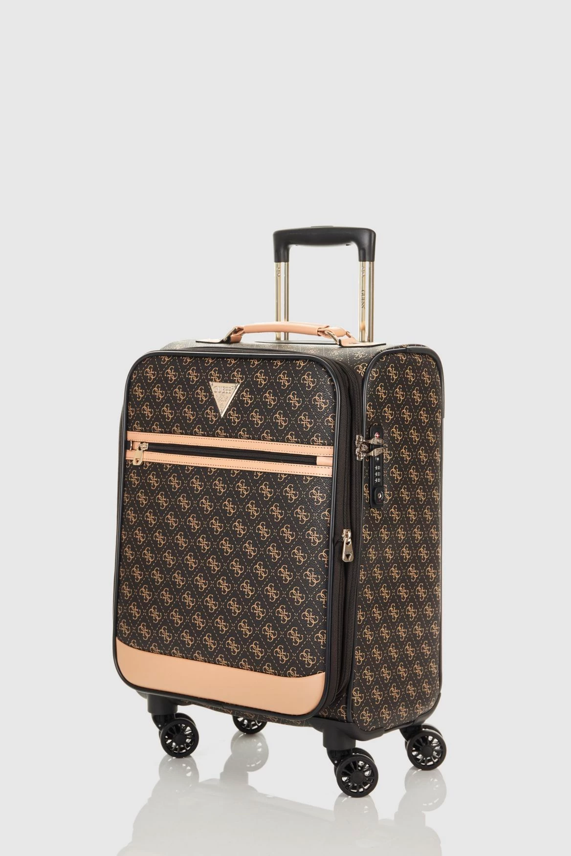 Guess Logo Affair 53cm Suitcase 3 Guess Logo Affair 53cm Suitcase