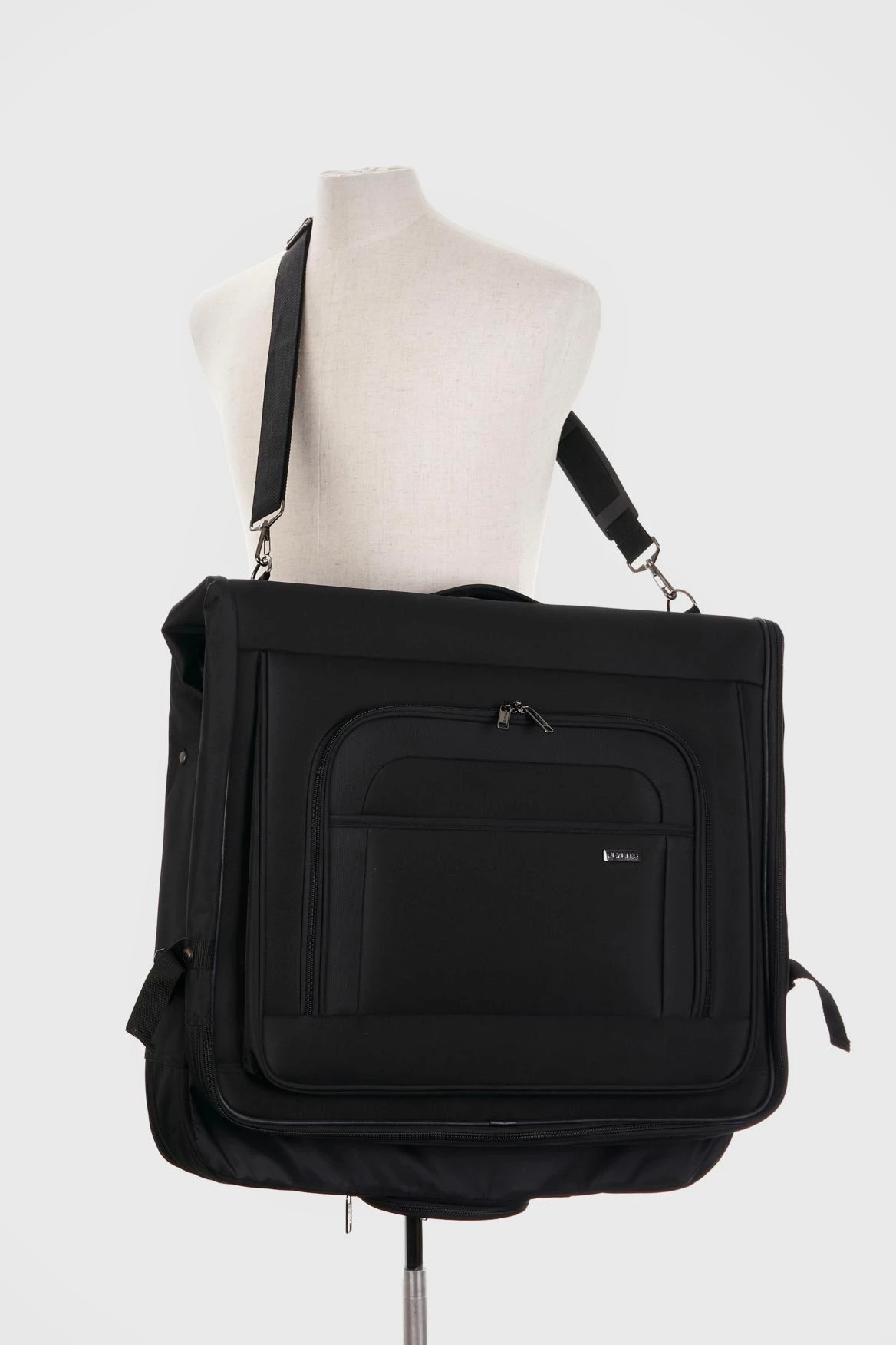 Odyssey Full Size Garment Bag 6 Odyssey Full Size Garment Bag - Image 4