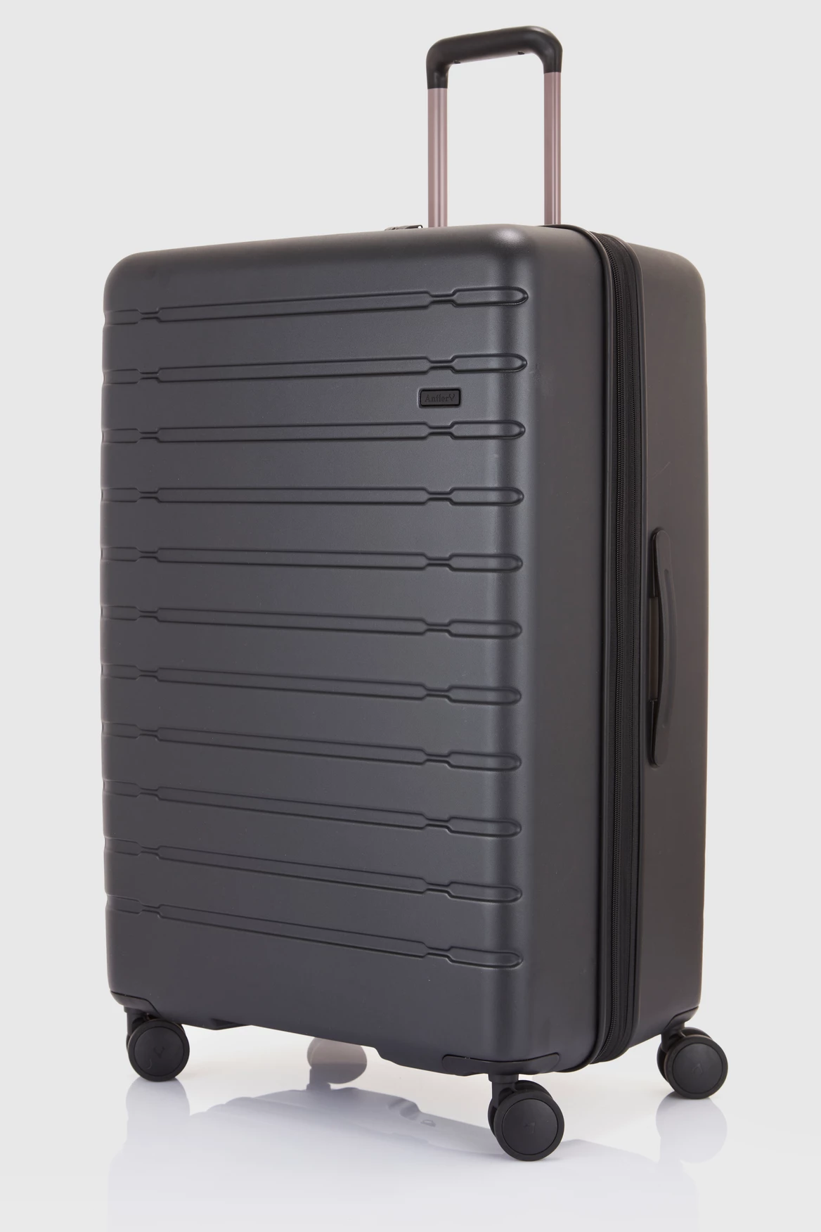 Antler Stamford 80cm Suitcase 3 Antler Stamford 80cm Suitcase