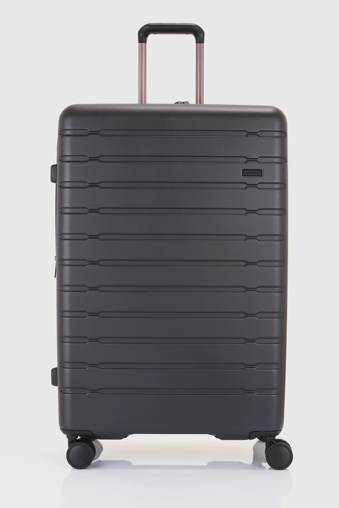 Antler Stamford 80cm Suitcase 6 Antler Stamford 80cm Suitcase - Image 4