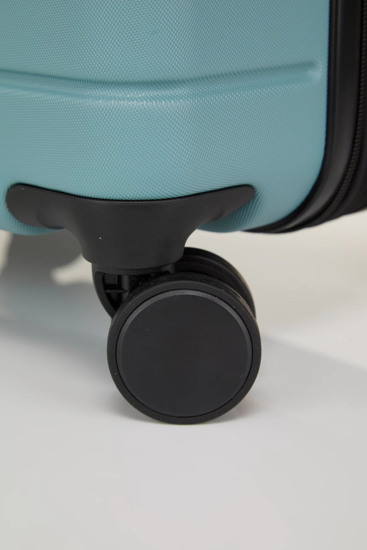 Stori 55cm Suitcase 8 Stori 55cm Suitcase - Image 6