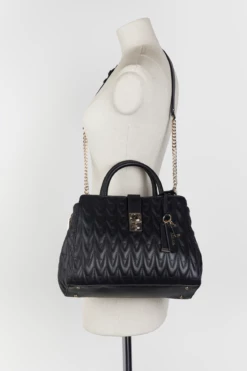 Guess Regilla Girlfriend Shopper Bag 9 Guess Regilla Girlfriend Shopper Bag -Luggage Sales Shop 3207947 4