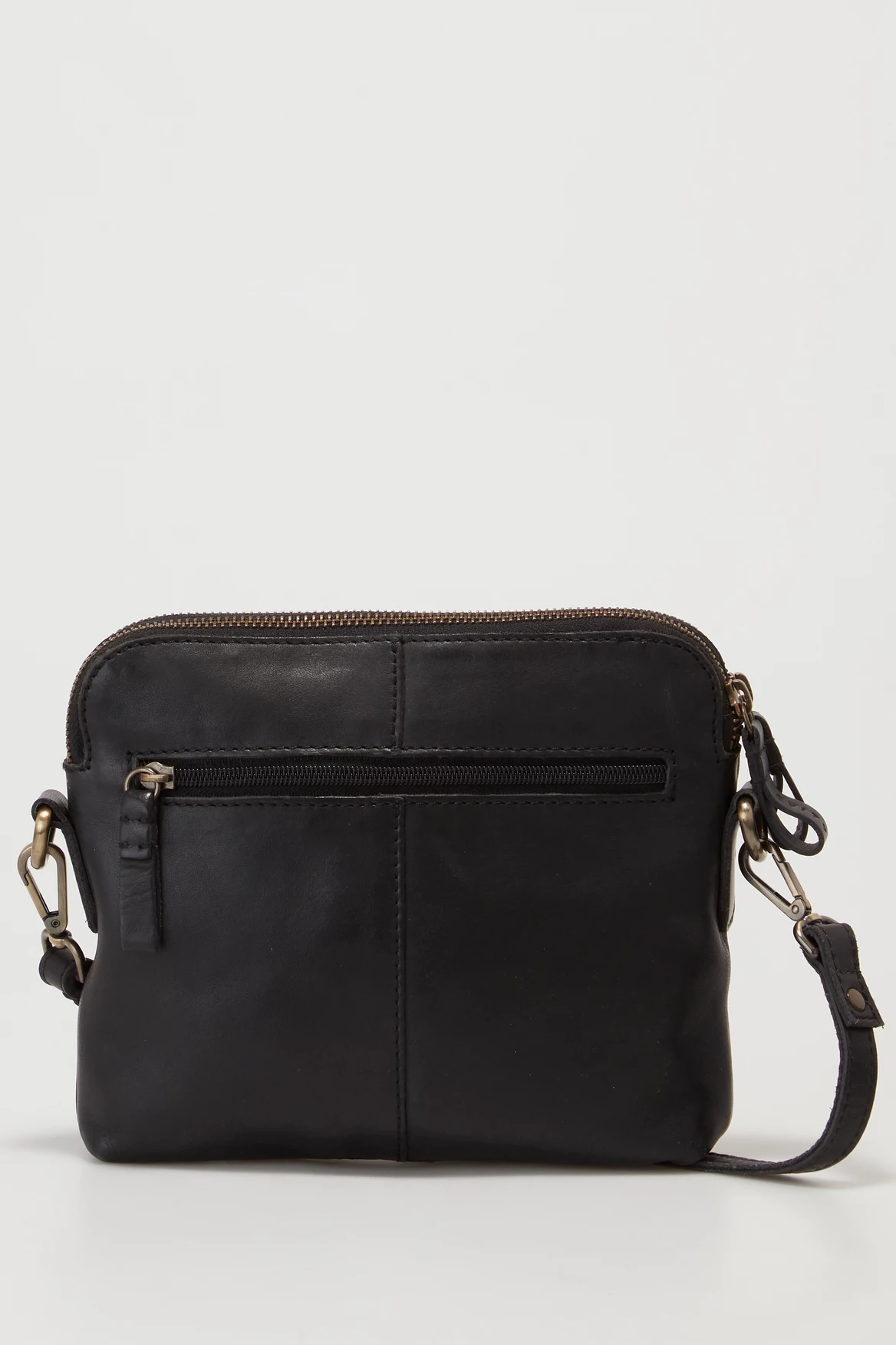 Skye Leather Twist Crossbody Bag 4 Skye Leather Twist Crossbody Bag - Image 2