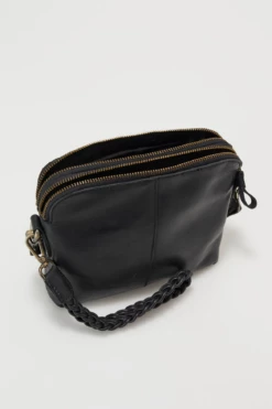 Skye Leather Twist Crossbody Bag 8 Skye Leather Twist Crossbody Bag -Luggage Sales Shop 3208284 3