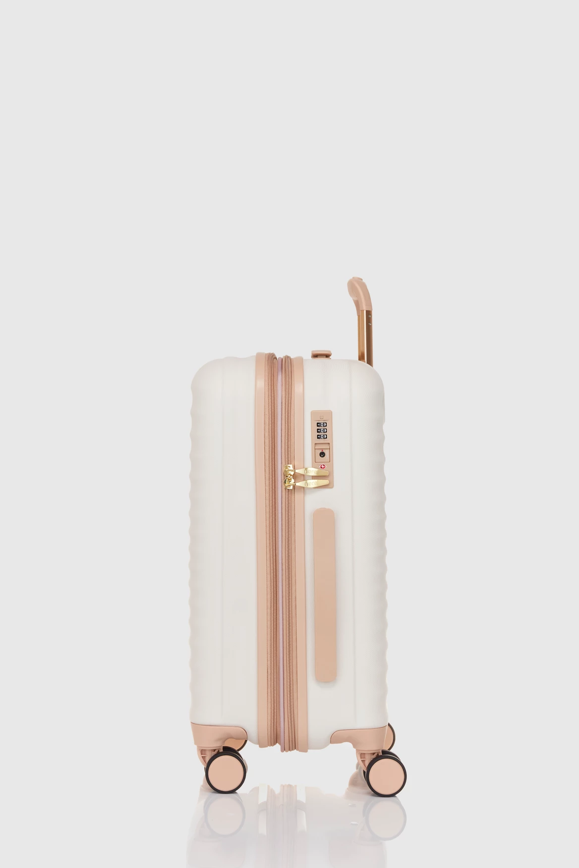 Caype 55cm Suitcase 4 Caype 55cm Suitcase - Image 2