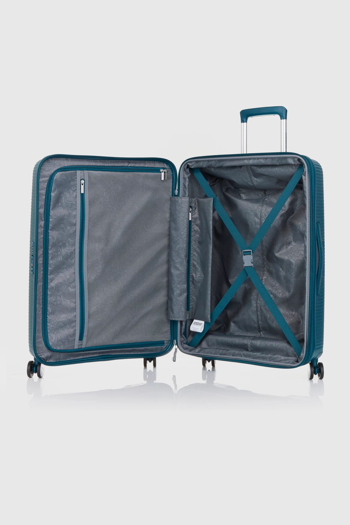 American Tourister Curio 2 80cm Suitcase 5 American Tourister Curio 2 80cm Suitcase - Image 3