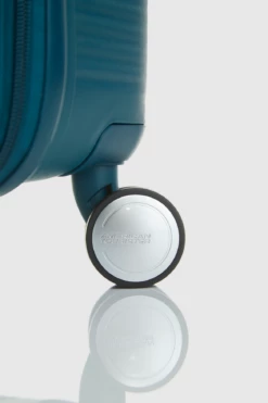 American Tourister Curio 2 80cm Suitcase 15 American Tourister Curio 2 80cm Suitcase -Luggage Sales Shop 3208646 6 bda41b4e 0acc 4a85 8543 eed13d98c3db