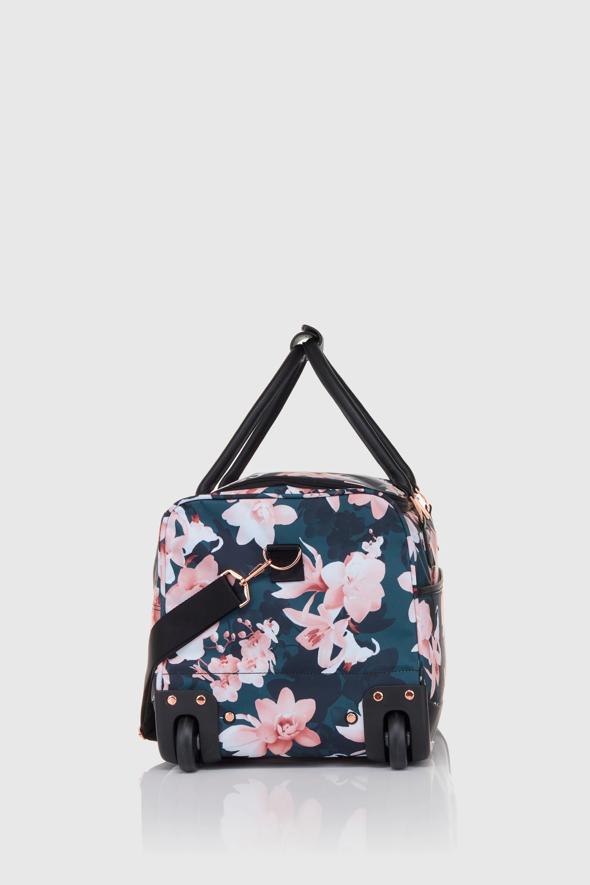 Aurra Wheel Bag 4 Aurra Wheel Bag - Image 2