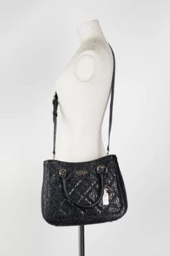 Guess Caddie Girlfriend Shopper Bag 9 Guess Caddie Girlfriend Shopper Bag -Luggage Sales Shop 3209171 4