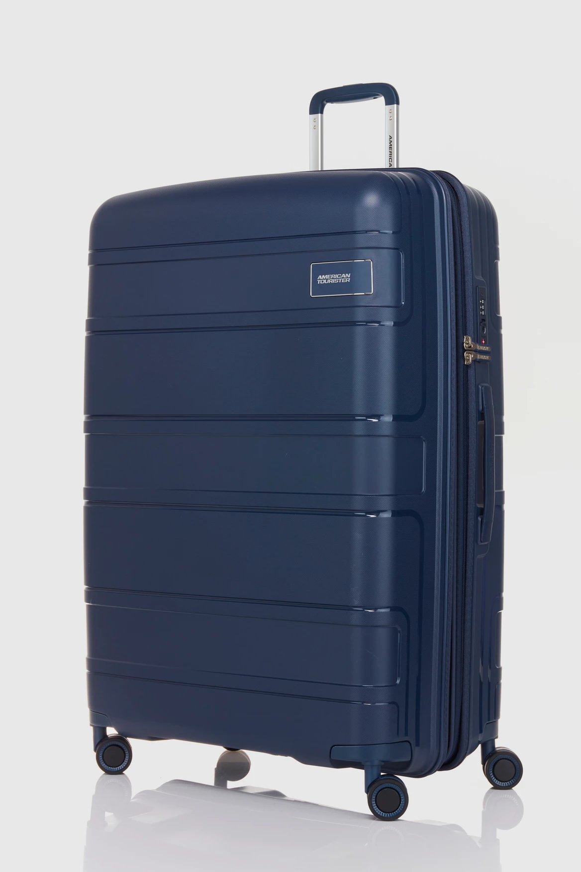 American Tourister Light Max 82cm Case 3 American Tourister Light Max 82cm Case