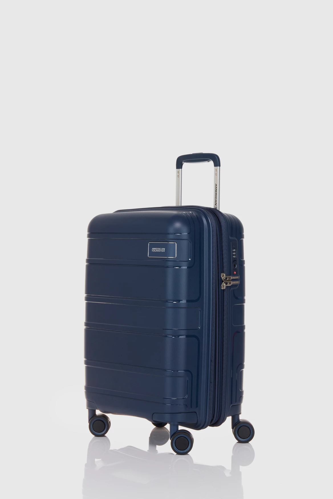 American Tourister Light Max 55cm Case 3 American Tourister Light Max 55cm Case