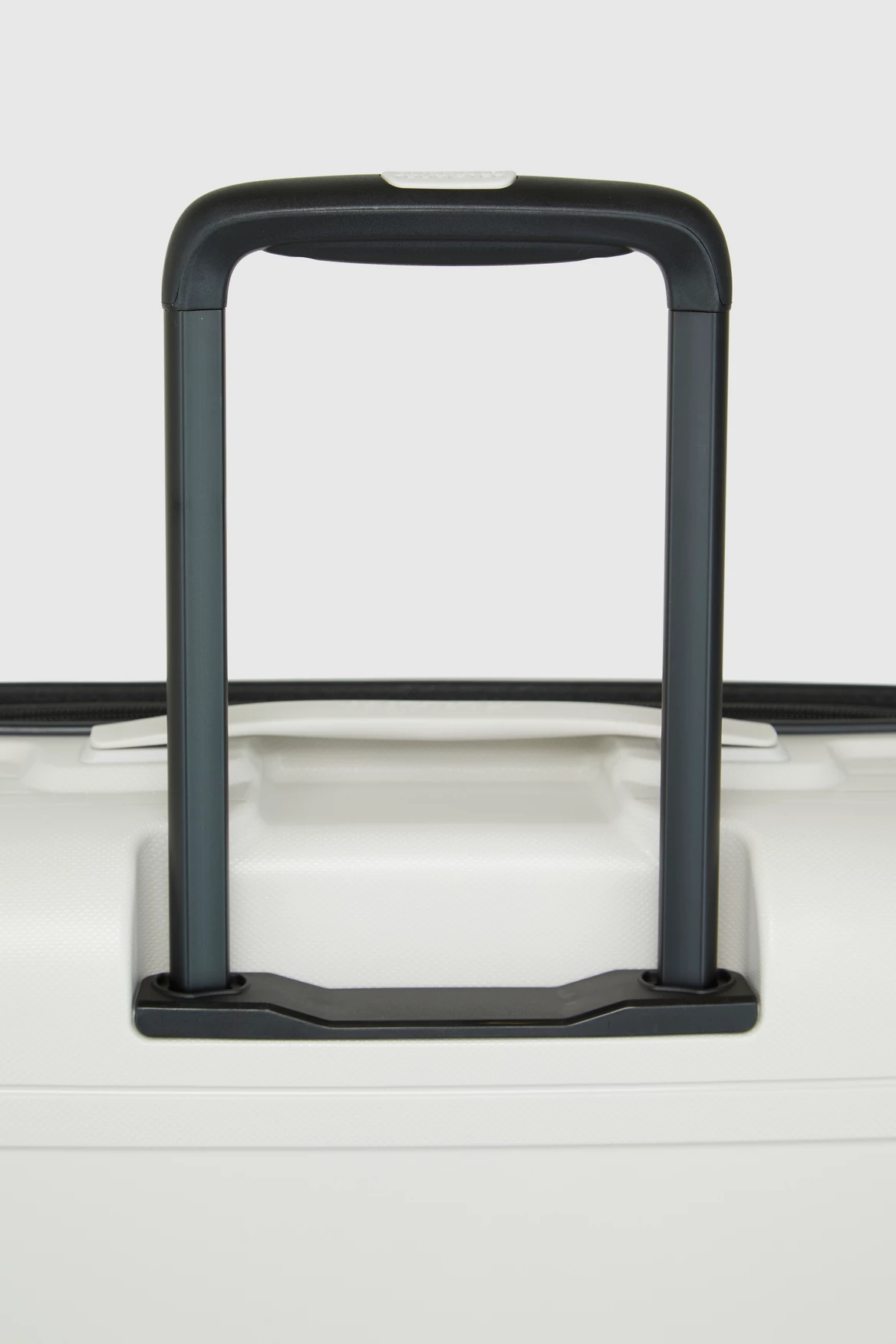 American Tourister Light Max 69cm Case 10 American Tourister Light Max 69cm Case - Image 8