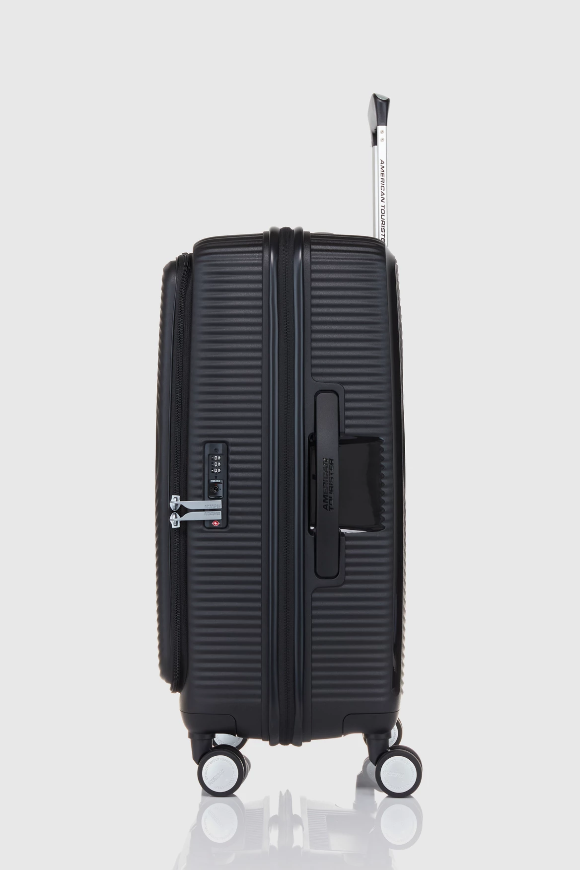 American Tourister Curio Book 68cm Case 4 American Tourister Curio Book 68cm Case - Image 2