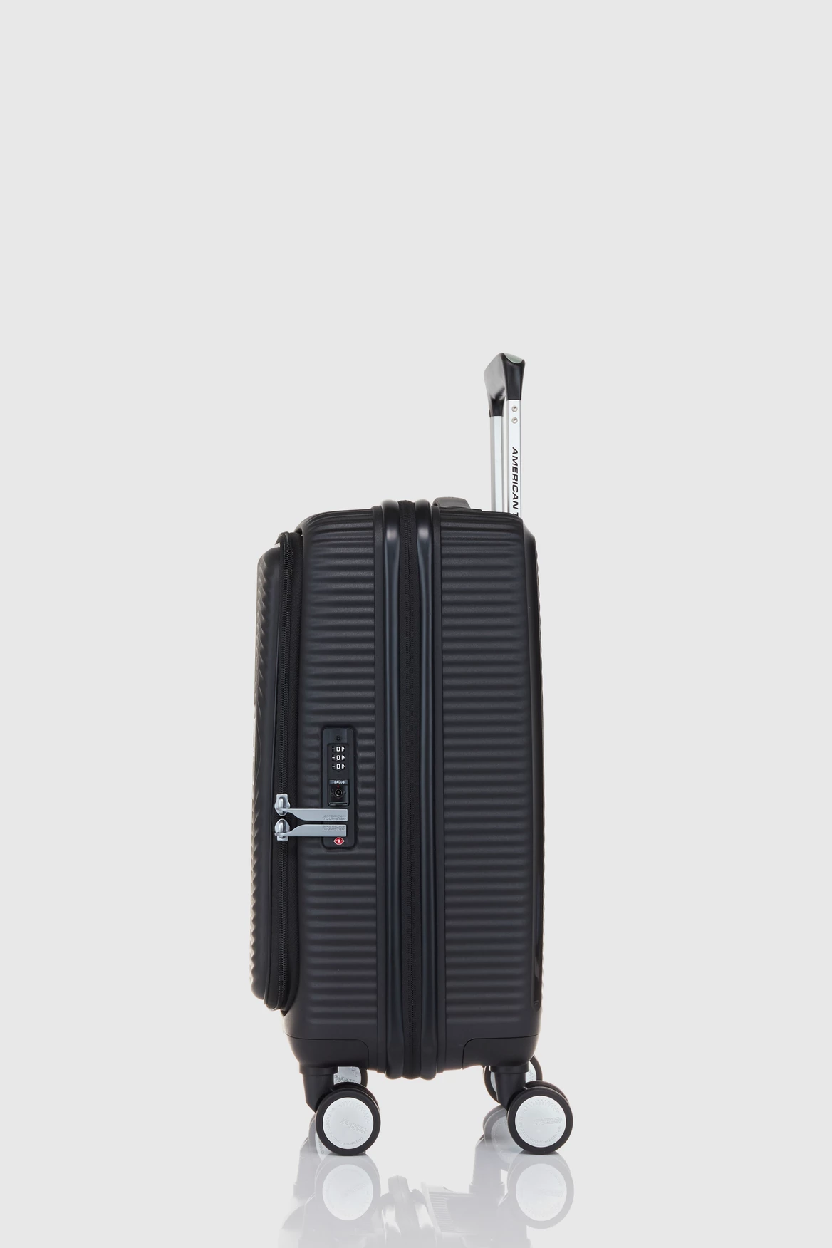 American Tourister Curio Book 55cm Case 4 American Tourister Curio Book 55cm Case - Image 2