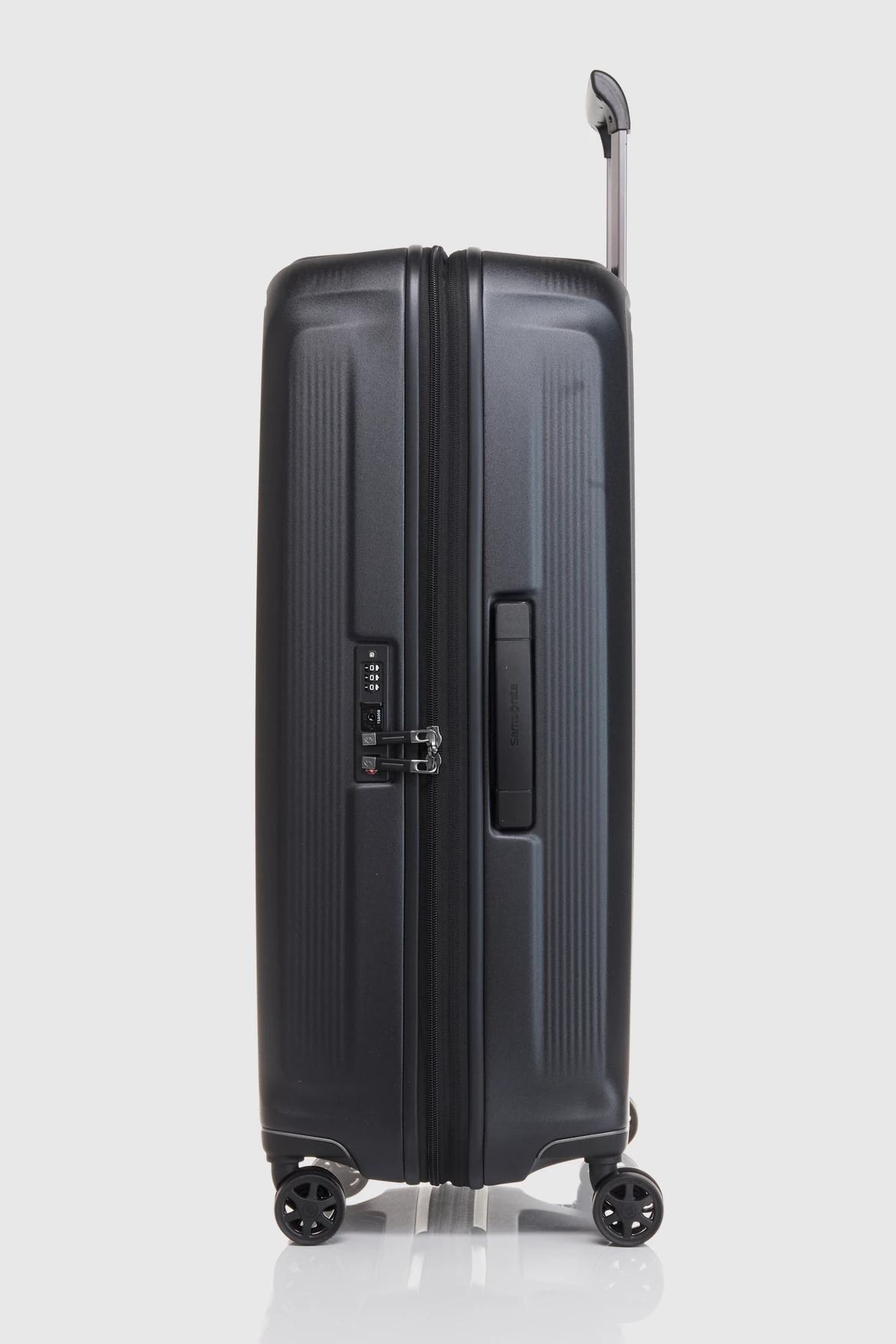 Samsonite Nuon 75cm Suitcase 4 Samsonite Nuon 75cm Suitcase - Image 2