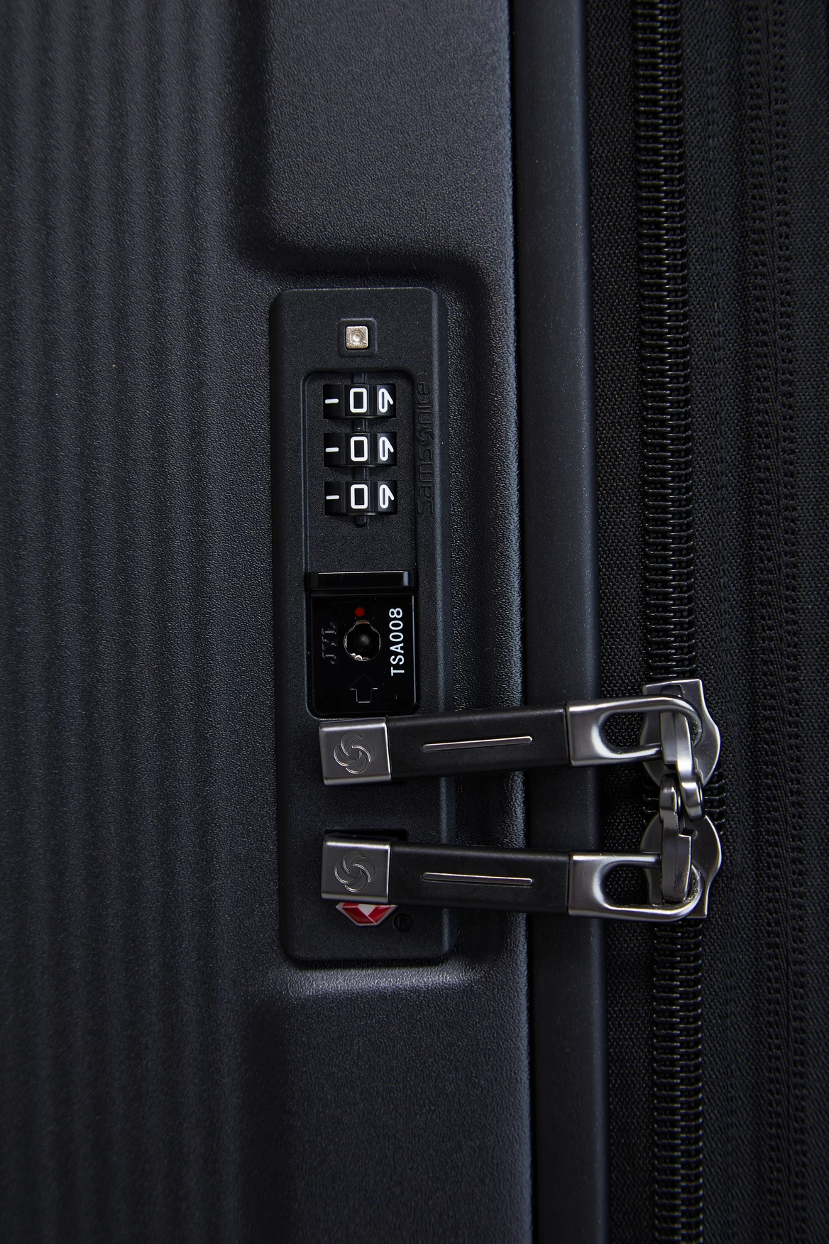 Samsonite Nuon 75cm Suitcase 9 Samsonite Nuon 75cm Suitcase - Image 7