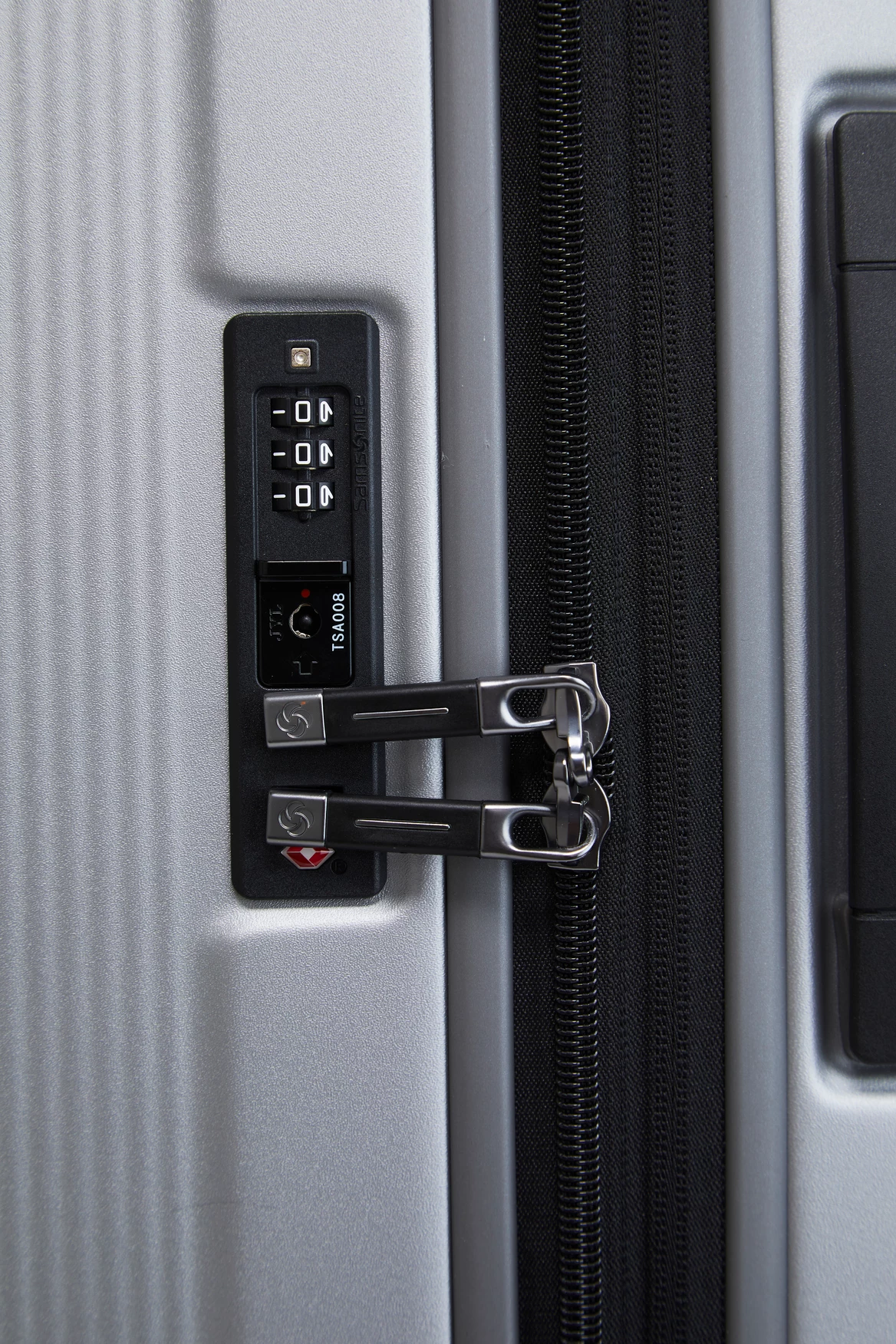 Samsonite Nuon 81cm Suitcase 9 Samsonite Nuon 81cm Suitcase - Image 7